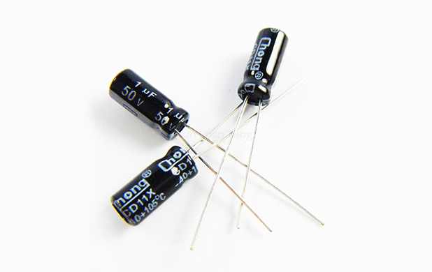 Combine Nonpolar Capacitors